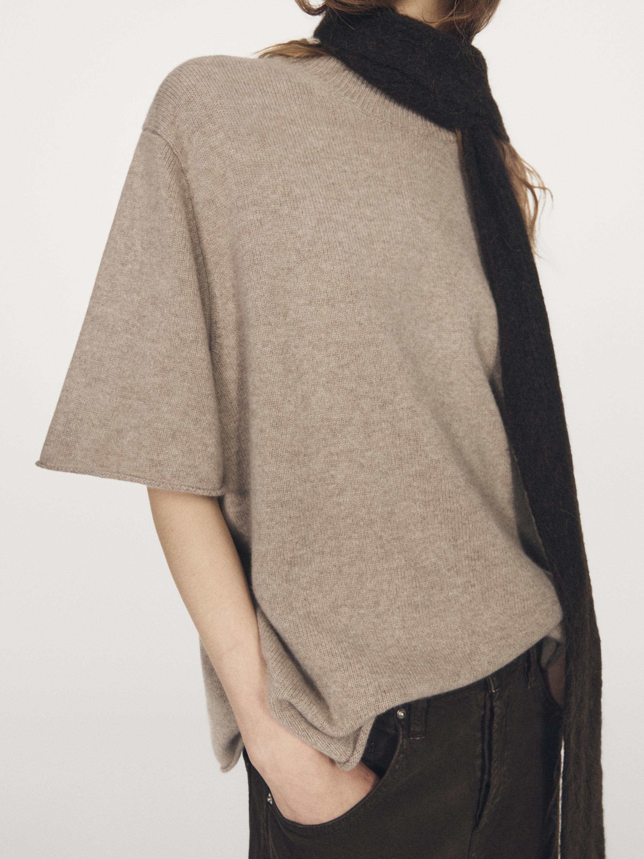 100% wool oversize short sleeve sweater